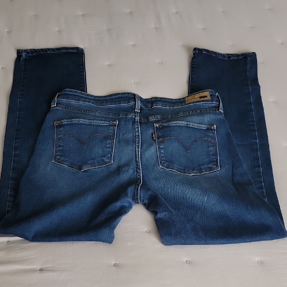 Levi's Women's Slight Curve Straight Leg Jeans